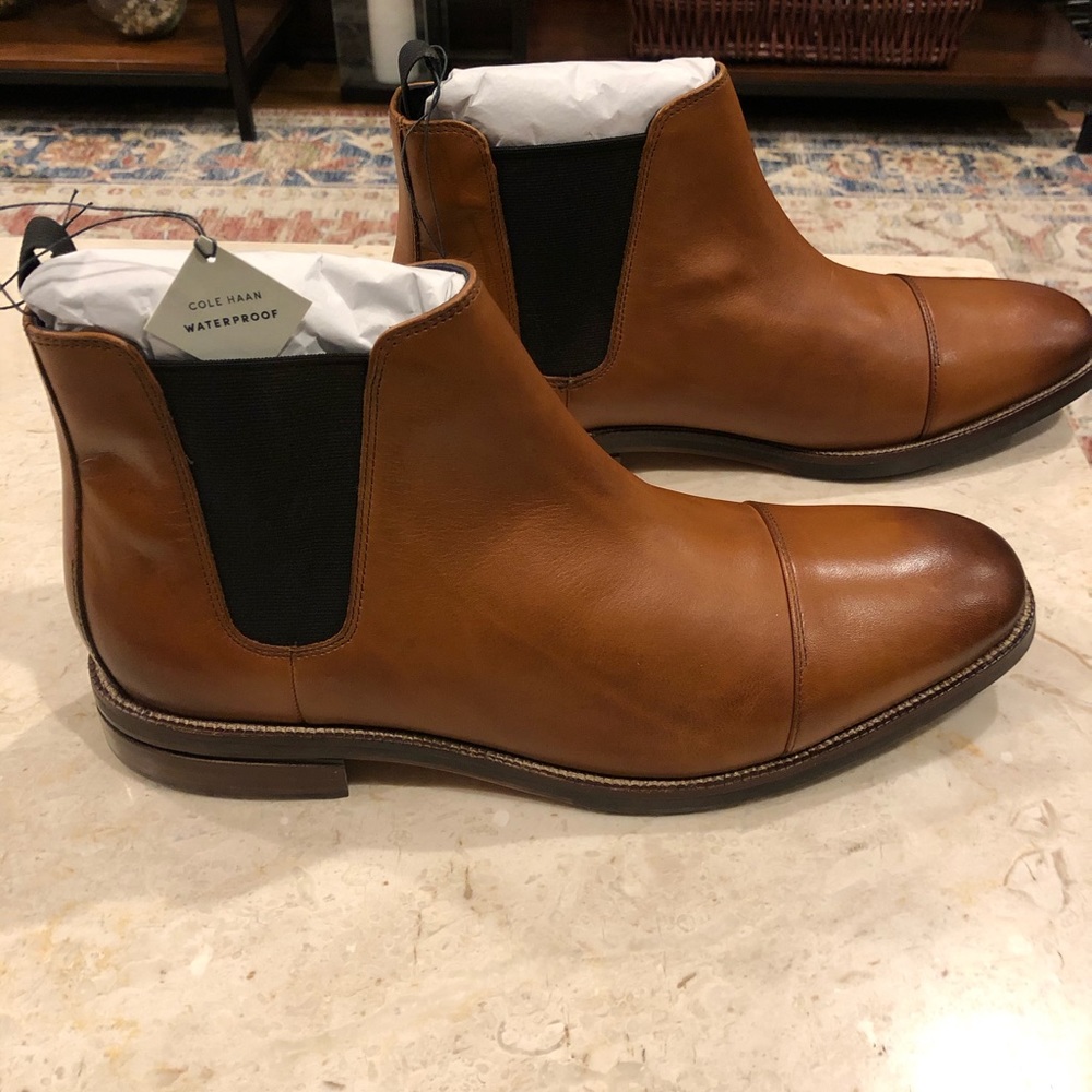Cole Haan Wagner Chelsea Boot - Size 12 - Camel